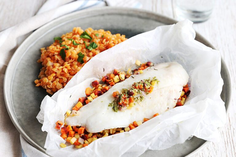 Recette Food4Good - Filet de Merlu MSC en papillote au moringa, brunoise de légumes d’hiver