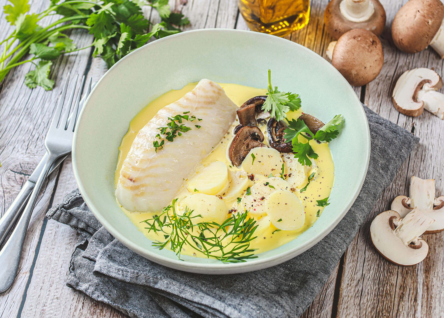 Recette Food4Good - Dos de Cabillaud MSC, sauce safranée aux petits champignons et pommes de terre