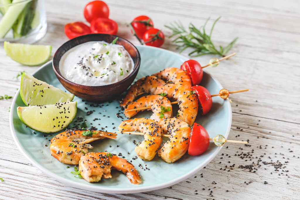Recette Food4Good - Mini brochettes de Queues de crevettes bio et graines de chia