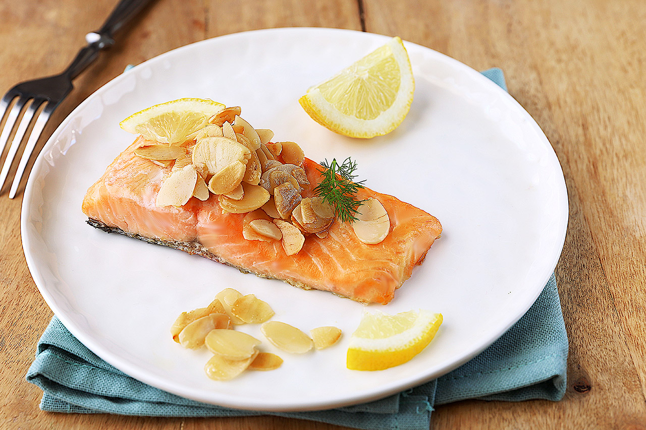 Recette Food4Good - Pavé de Truite bio poêlée aux amandes et au citron