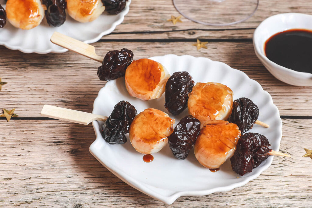 Recette Food4Good - Yakitori de Saint Jacques & pruneaux