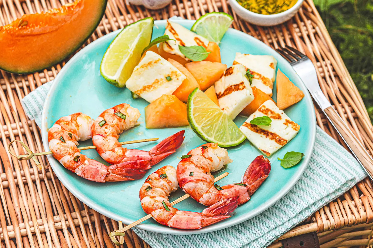 Recette Food4Good - Brochettes de Gambas bio, salade de melon et halloumi grillé