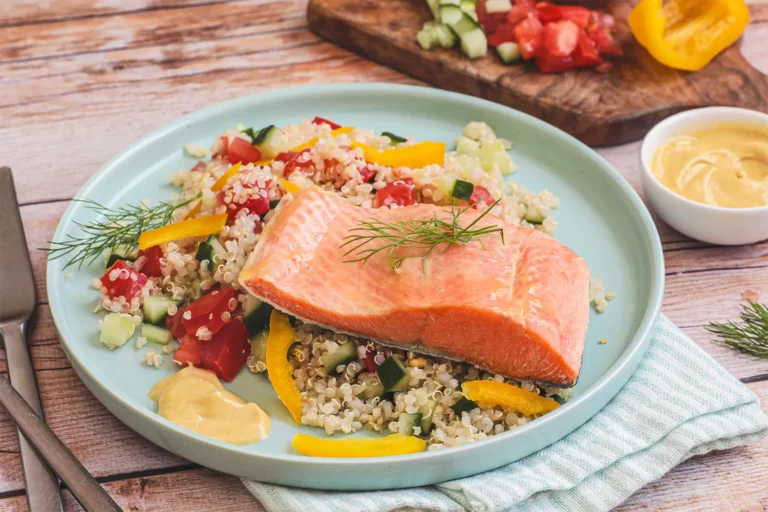 Recette Food4Good - Saumon sauvage argenté de ligne MSC laqué à la moutarde, miel et aneth, taboulé de quinoa